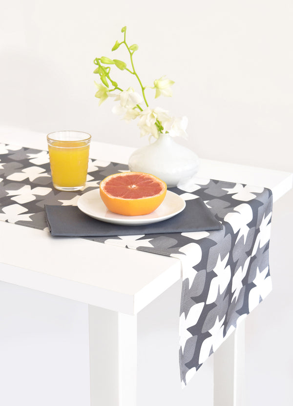 Tilt Linen Cotton Table Runner (14x90) – Charcoal